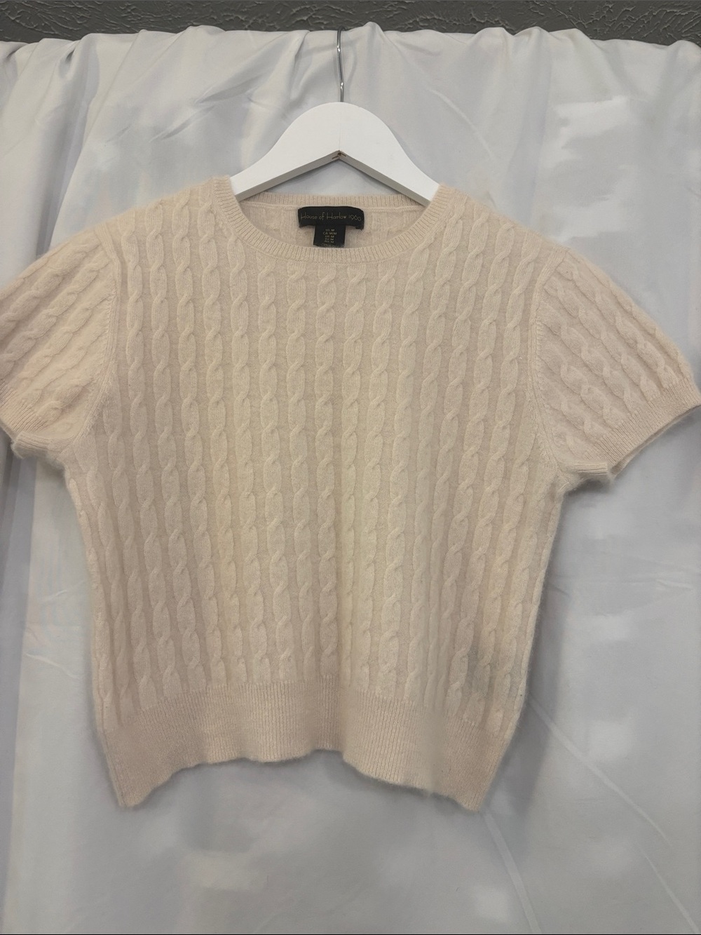 House of Harlow 1960 Cashmere Short Sleeve Cable Knit Sweater Cream